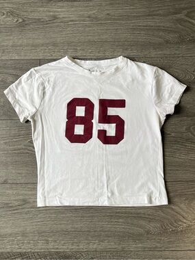White Short Sleeve Tee with Burgundy '85' Print